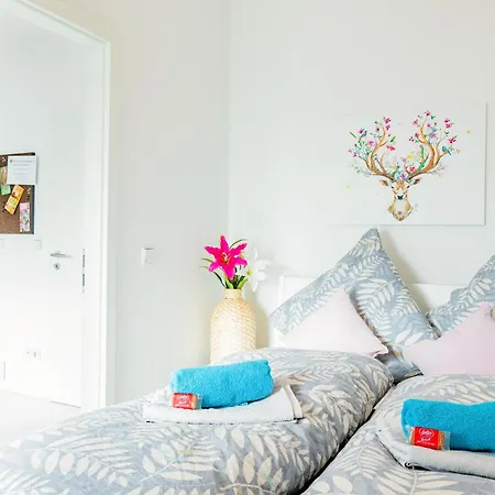 Kompaktes Mit Parkplatz & Top-anbindung - Ideal Fuer Kurzaufenthalte Lägenhet