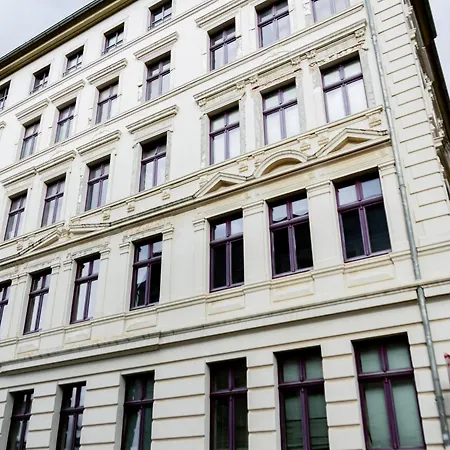 Kompaktes Mit Parkplatz & Top-anbindung - Ideal Fuer Kurzaufenthalte * Магдебург