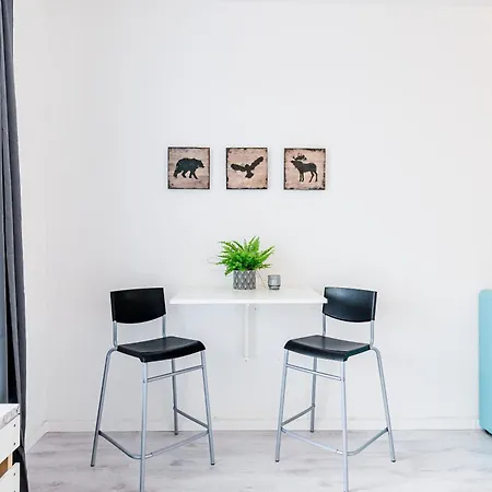 Kompaktes Mit Parkplatz & Top-anbindung - Ideal Fuer Kurzaufenthalte Lägenhet