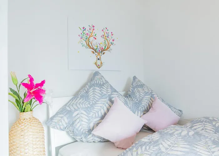 Lägenhet Kompaktes Mit Parkplatz & Top-anbindung - Ideal Fuer Kurzaufenthalte *